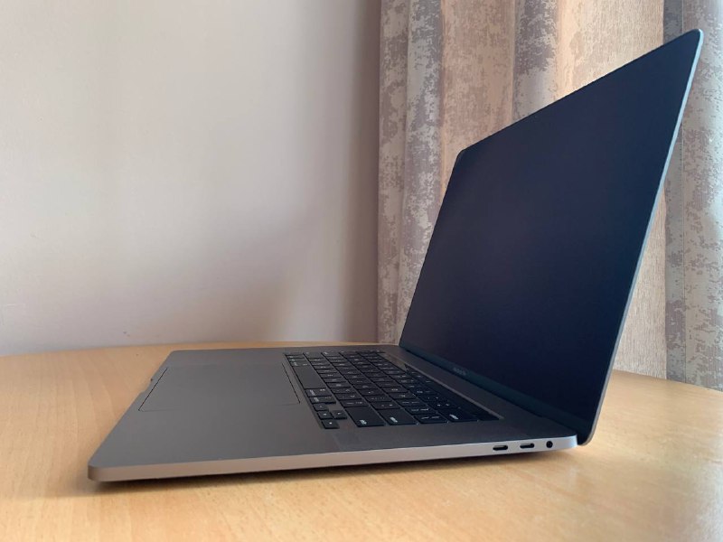 MacBook Pro 2019 16” 32 ГБ ОЗУ 1 ТБ SSD