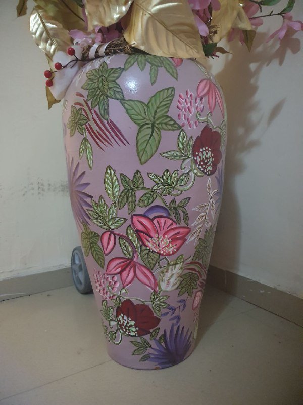 Напольные вазы из стекла и керамики 2