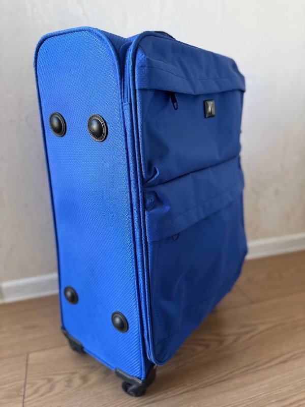 Тканевый чемодан 40*60*20 5