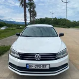 Volkswagen Jetta TSI 2