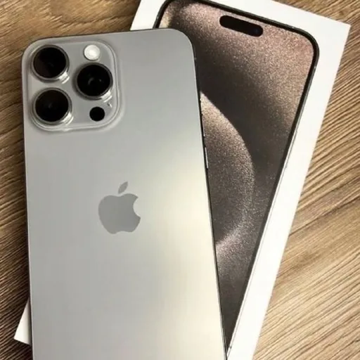 iPhone 14 Pro, iPhone 15 Pro, AirPods Max