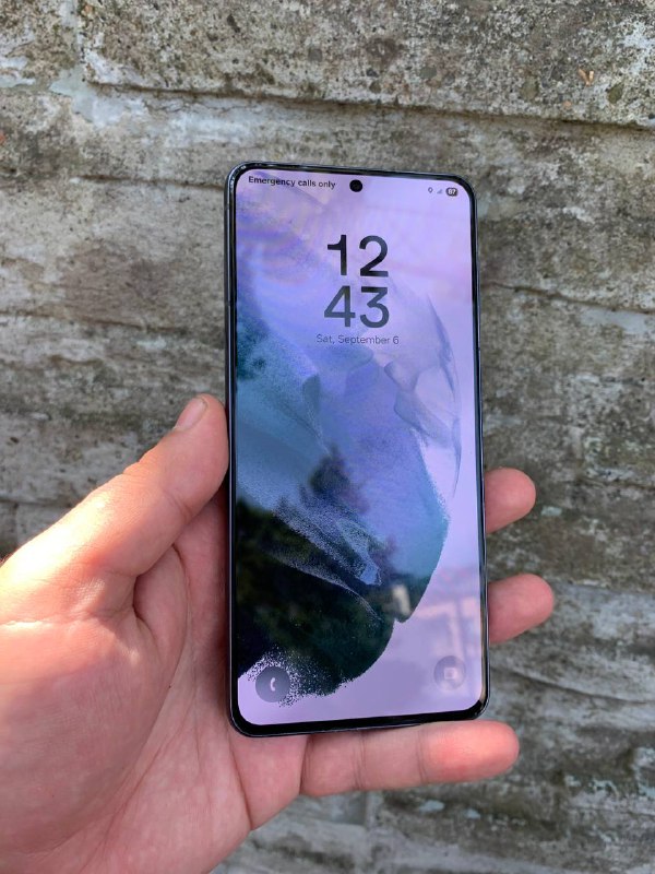 Samsung S22 8/128 Black, Samsung S21 5G 8/128 Grey 2