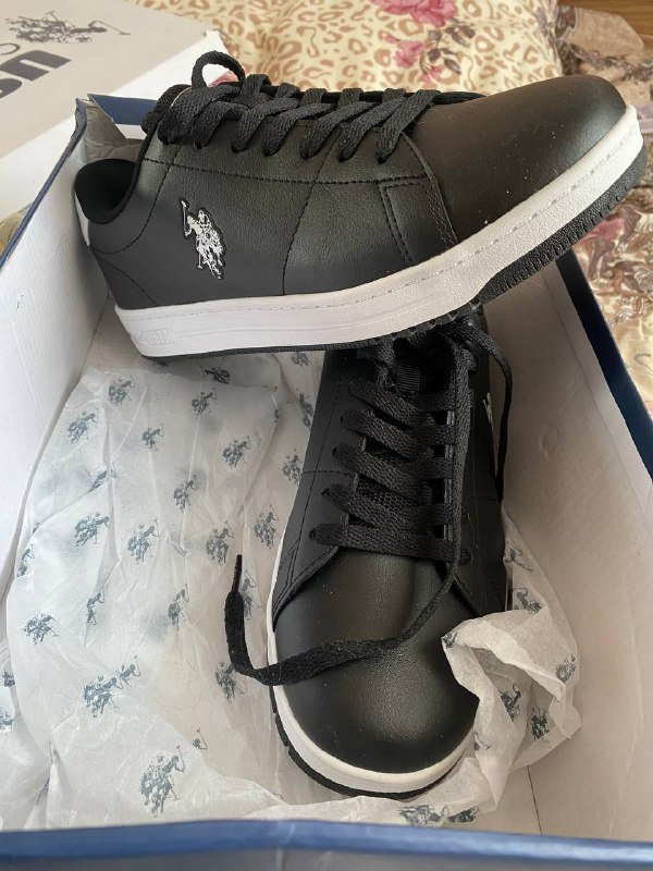 Кроссовки Polo размер 40