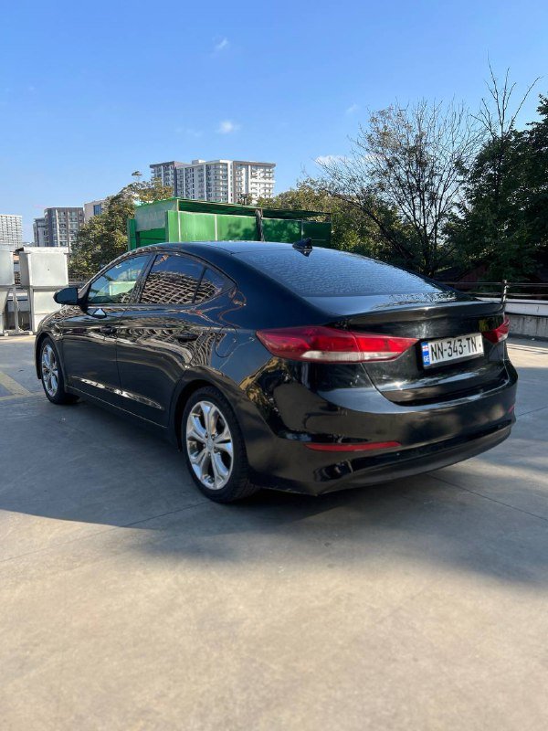 Hyundai Elantra SEL 2018 2