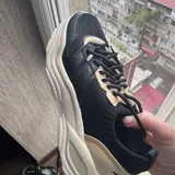 Кроссовки Zara 2