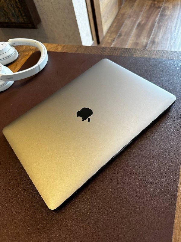 MacBook Pro 13inch 2017 Intel 16GB 256SSD 3