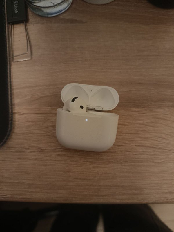 Наушники Earpods 4 один наушник 2