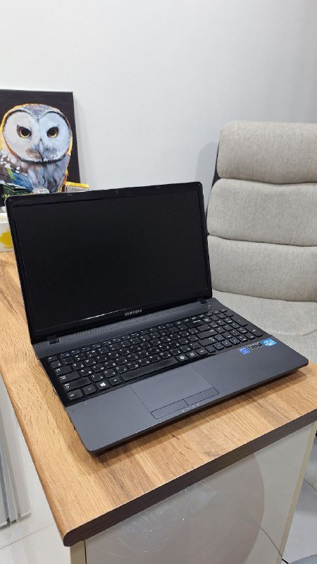 Ноутбук Samsung Intel i5 8ГБ 128ГБ SSD