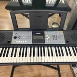 Синтезатор Yamaha PSR E-223 3