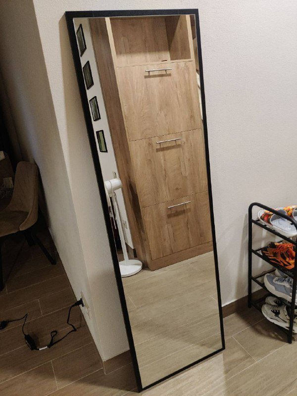 Настенное зеркало большое