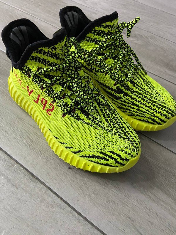Кроссовки YEEZY BOOST 37 размер 2