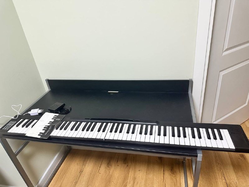 раскладная кровать, электро пианино