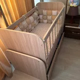 Кроватка с матрасом и подушками 2