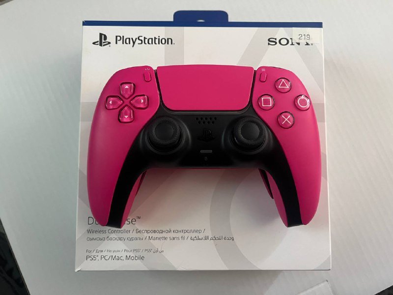 Dualsense pink, Ratchet&Clank Rift Apart, Uncharted