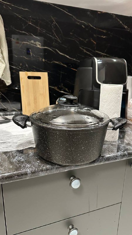 кастрюля с крышкой 24 см