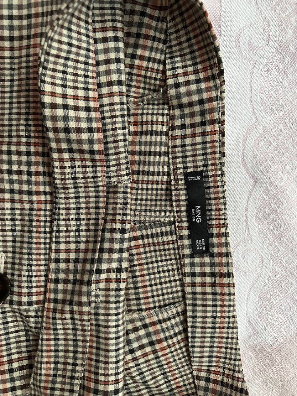 Топы М/L, юбка S, юбка-шорты М, леггинсы М, свитеры S и М, шарфы 3