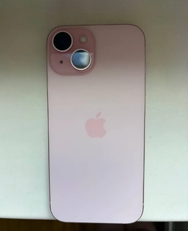 iPhone 15 128GB 3
