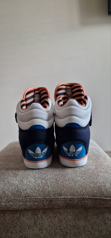 Adidas женские кроссовки, Skechers кроссовки, Tommy Hilfiger сапоги 2