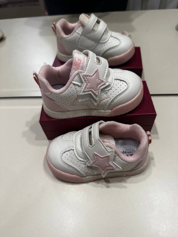 Детская обувь размер 18-23 4