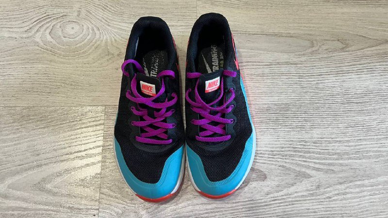 Кроссовки Nike Training оригинал размер 38