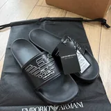 Шльопанці Calvin Klein та Emporio Armani 5