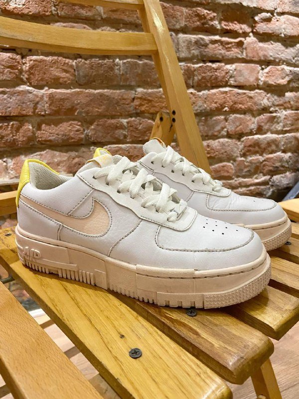 Кроссовки Nike Air 37.5 женские натуральная кожа