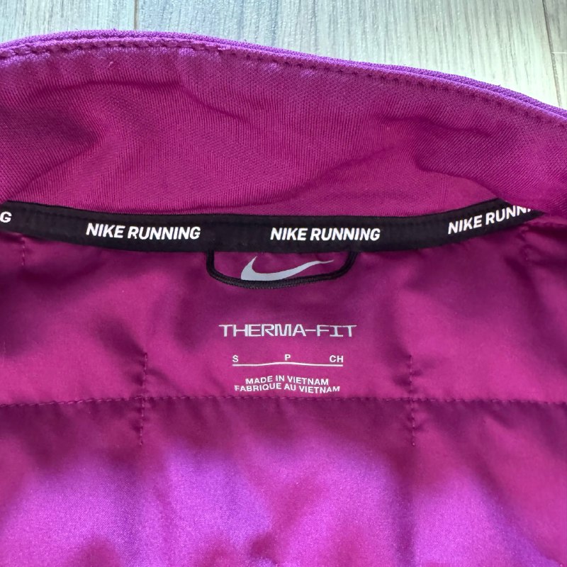 Женская куртка Nike Running Therma-FIT 3