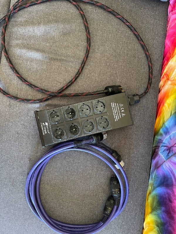 Акустическая пара Dynaudio Xeo 5, Xeo Hub, сетевой фильтр 3