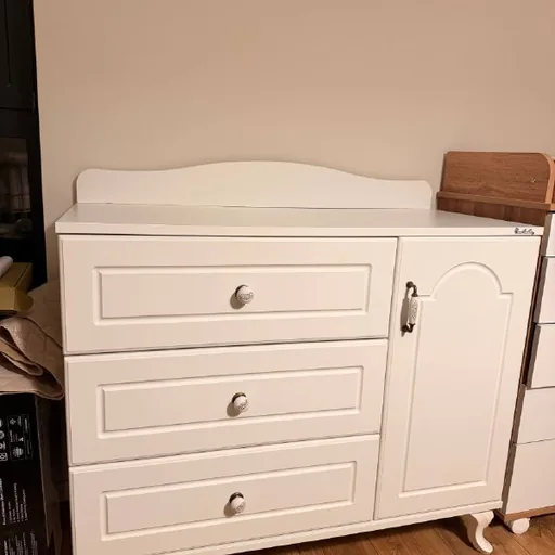Pierre Cardin chest of drawers
