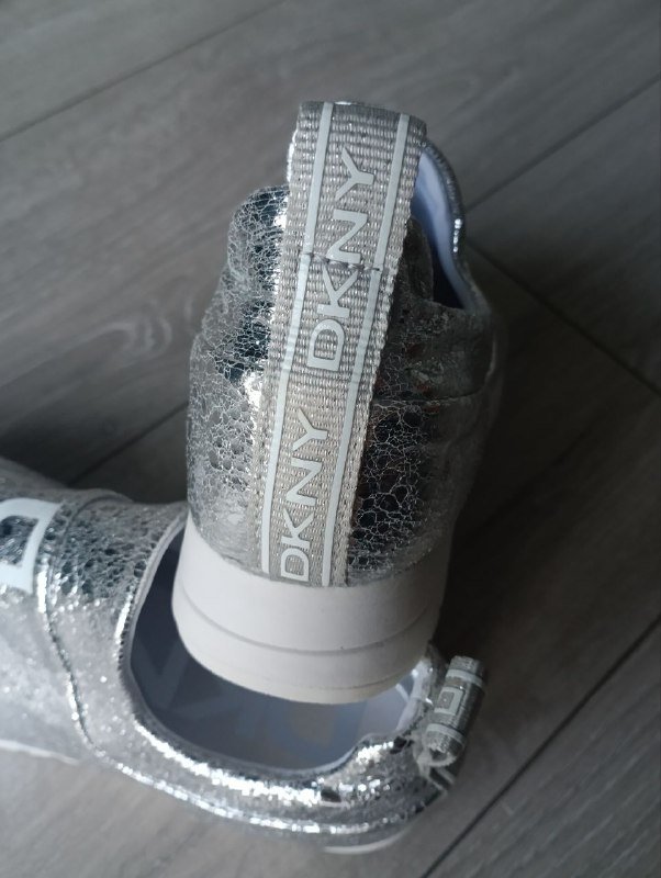 Кроссовки слипоны DKNY новые US 6 2