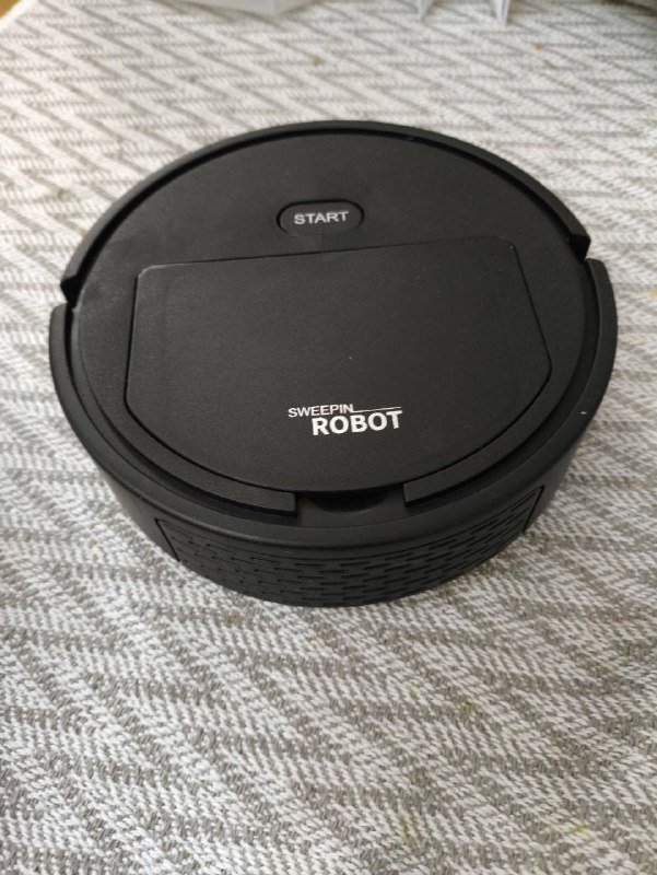 Робот пылесос компактный новый