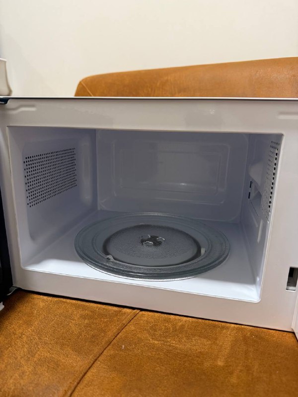 Микроволновка BEKO MOC20100W 2
