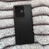 Realme GT 7T 4