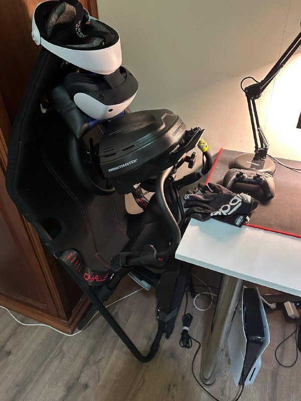Сетап для симрейсинга Playseat Challenge, Thrustmaster T300RS GT, PlayStation VR2 2