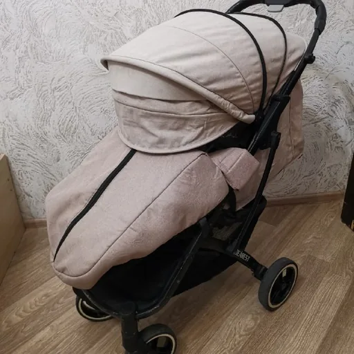 Детская прогулочная коляска Yoya Dearest