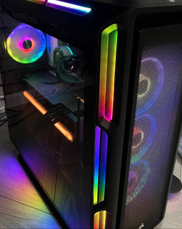 Компьютер с видеокартой Radeon RX 7900 XTX, AMD Ryzen 7 9800X3D 3