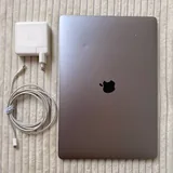 MacBook Pro 15" (2018) 2