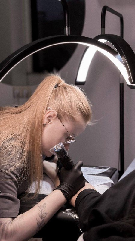 Лампа луна с регулировкой яркости и температуры 4