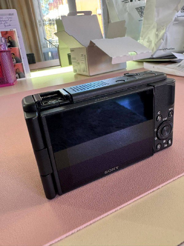 Камера Sony ZV-1 Mark II, аккумулятор, карта памяти, микрофон 4