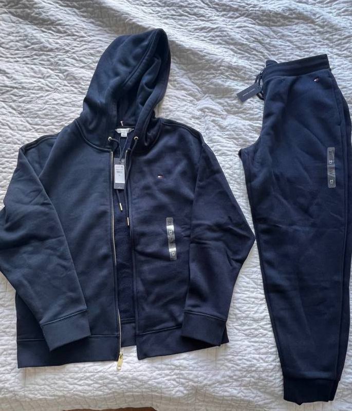 Спортивный костюм Tommy Hilfiger размер М