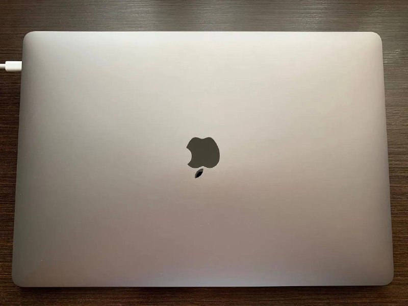 MacBook Pro 15 2018 (i9/32Gb/1Tb/Pro 560X) 4