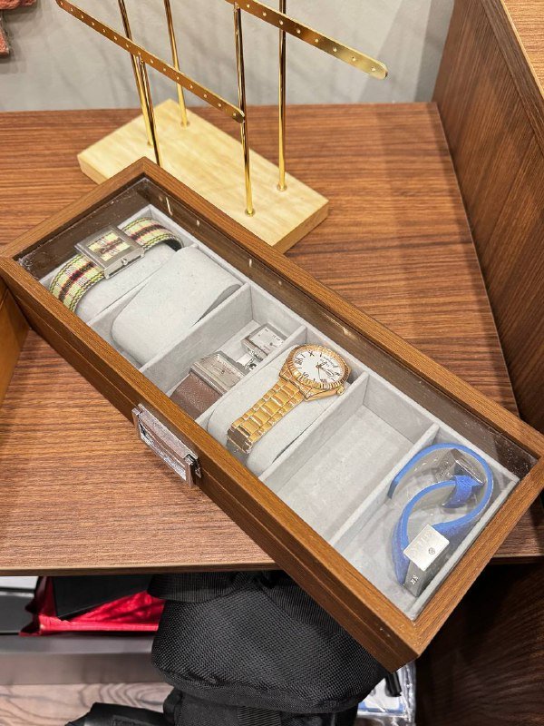 Подставка на 6 пар часов