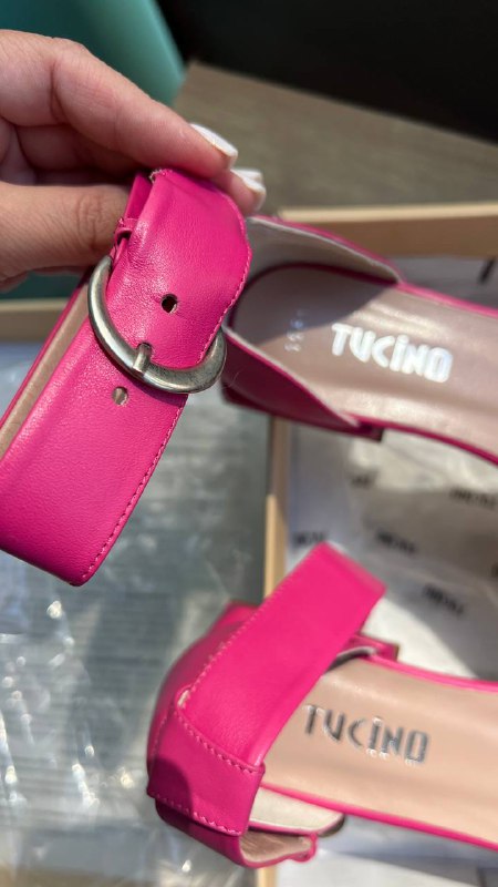 Самокат, Айфон 11 128гб, Босоножки 36 размер, Книги 9