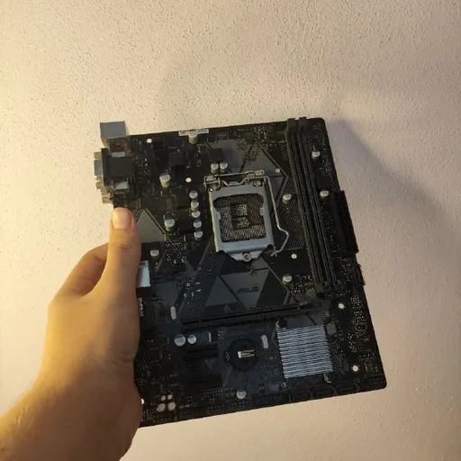Материнская плата H310