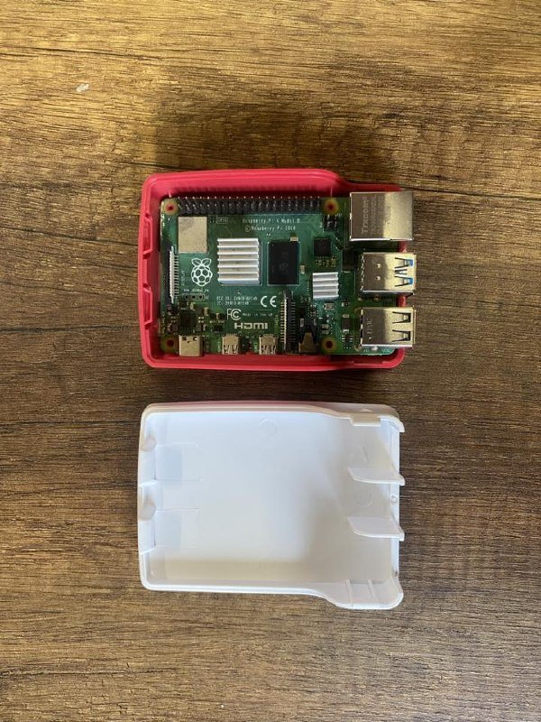 Raspberry Pi4 2GB в корпусе с питанием 3