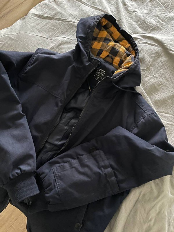 Мужская куртка BERSHKA демисезонная 2