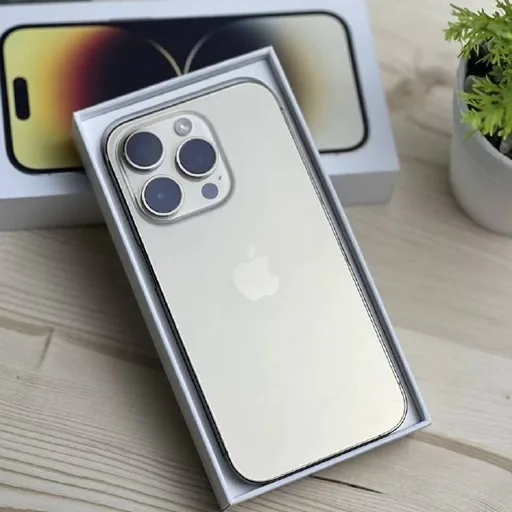 iPhone 14 Pro, AirPods Pro 2