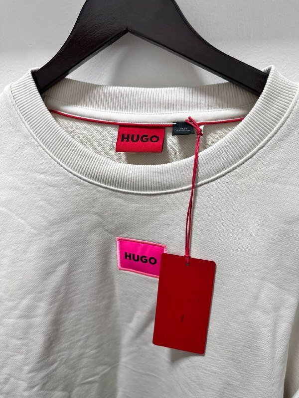 Hugo Boss новый верх размер XXL бежий цвет 3