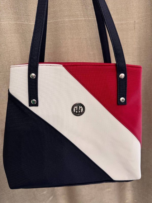 Сумка красно-бело-черная