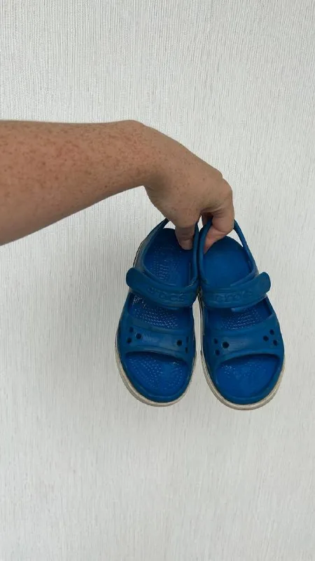 Сандали Crocs